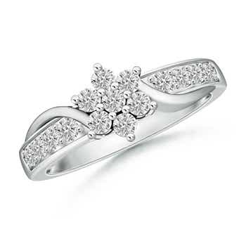 Cluster-Set Round White Moissanite Flower Ring Cluster-Set Round White Moissanite Flower Ring